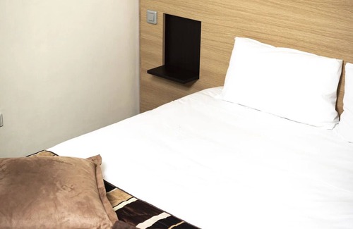 Gap Hotel | Spacious Good-Value Accommodation! Near Place du Rochasson! Pets are Allowed!