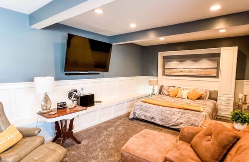 Erie Apartment | Spacious guest suite with a view - 2 minutes from LECOM and the Mall!