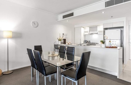 Brisbane Central Business District Apartment | Spacious High Floor Family Apartment|Great Views