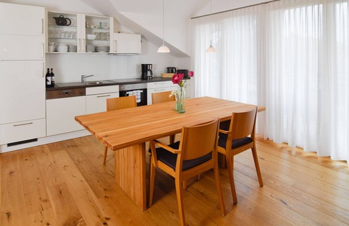 Utting am Ammersee House | Spacious holiday home - walk to the lake - sauna - Utting am Ammersee