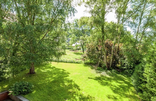 Comblain-la-tour House | Spacious Holiday Home with Garden, Garden Furniture and BBQ