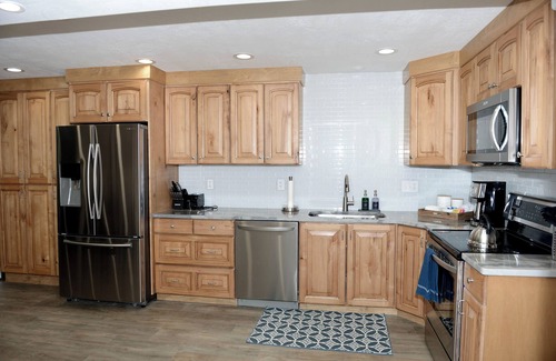 Sandy House | Spacious Home near Canyons, Expo Center, and RSL stadium