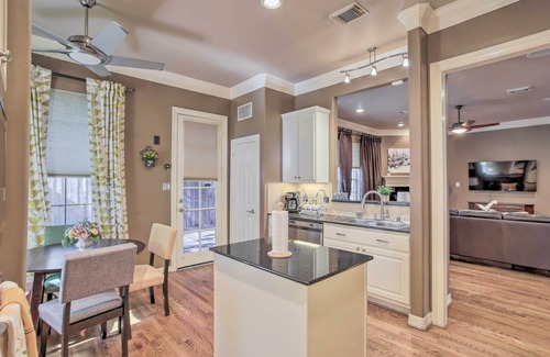 Houston House | Spacious Home w/Patio: 5 Mi to Memorial Park