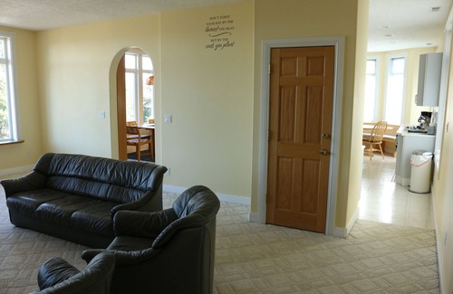 Sheridan House | Spacious home with deck overlooking Willamette Valley., outdoor BBQ and koi pond