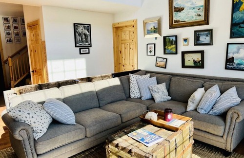 Hoonah House | Spacious Hoonah House, five bedrooms/two & half bathrooms in nice quiet area