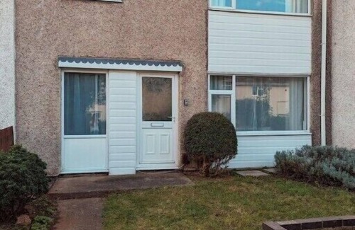 Grantham House | Spacious House in Granthamn