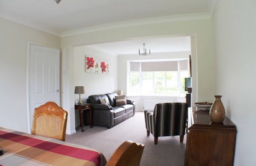 Chesterfield House | Spacious House on the edge of the Peak District National Park