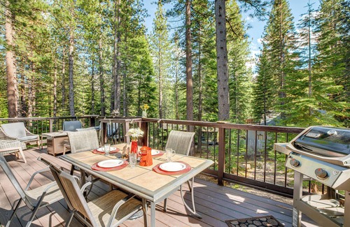 Tahoe Paradise House | Spacious House w/Deck & Grill in South Lake Tahoe