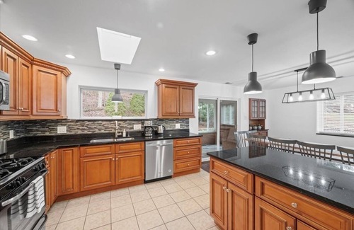 Wexford House | Spacious House w/Pool @Wexford