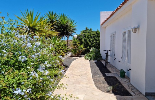 La Oliva House | Spacious House with Garden and Outstanding Views in El Roque, El Cotillo