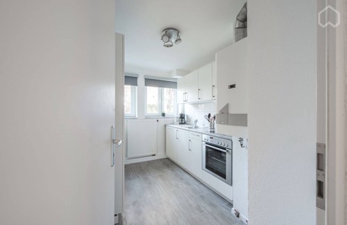 Diemershalde Apartment | Spacious inner city apartment, quiet and clean