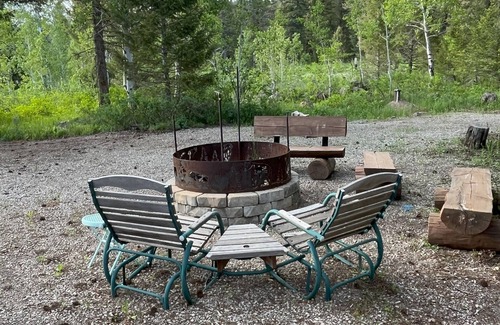 Island Park Cabin | Spacious Island Park cabin close to Yellowstone