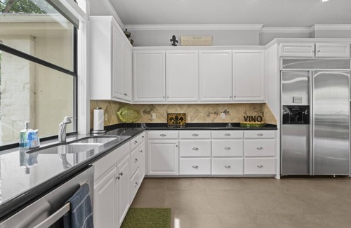 Montview Harbor House | Spacious Lake House - Relaxation Mode - *New to Vrbo*