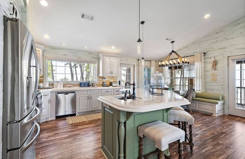 Onalaska House | Spacious Lakefront Home w/Pool, Game Room & Patio