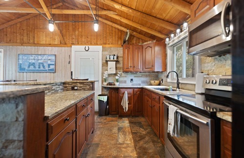 Sloans Valley House | Spacious Lakefront Retreat with Private dock for swimming and fishing. Sleeps 14
