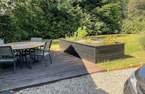 Ansager House | Spacious Lakeside Retreat