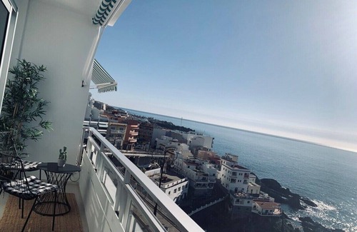 Puerto de Santiago Apartment | Spacious, light & cozy apartments with ocean views