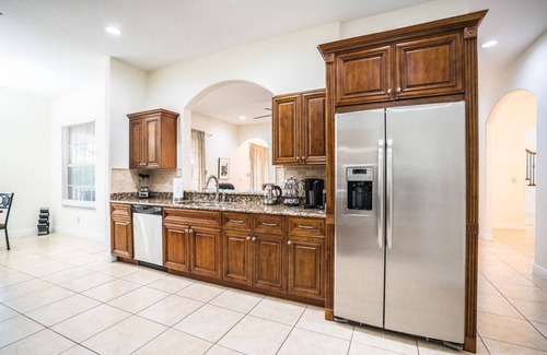 Apollo Beach House | Spacious Luxurious 6BR Villa May DISCOUNT 3 King BR 1 Queen BR, 3BT Pet-Friendly