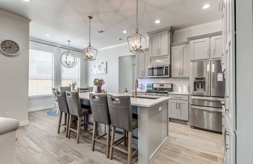 Oklahoma City House | Spacious Luxury 4-bedroom house with AC, WiFi in enjoyable Oklahoma City