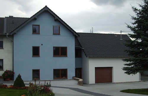 Denterhof Villa | Spacious Mansion in Feuerscheid with Garden