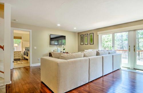 Mears House | Spacious Mears House -Steps From Lake Michigan!