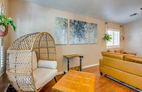 Mesquite House | Spacious Mesquite Home about 3 Mi to Golf Courses!