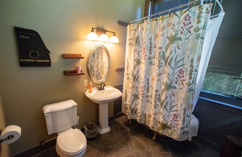 Bywater Bed & Breakfast | Spacious Mission Suite at The Lookout Inn in the colorful Bywater neighborhood!
