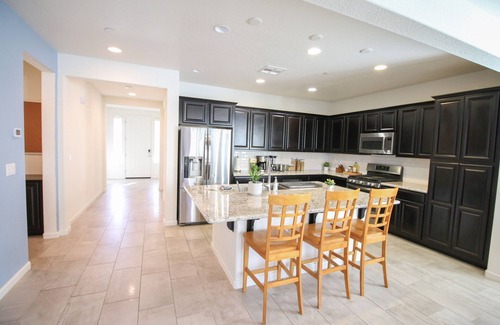 Woodland House | Spacious Modern 4-bedroom Home in New Development