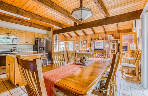 Mount Hood Village Cabin | Spacious Mt. Hood lodge with shared pool, private backyard and private hot tub
