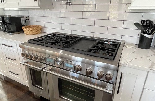 Centerville House | Spacious New Construction/Walk-Beach/FirePit/Game Rm/Private/Family Friendly