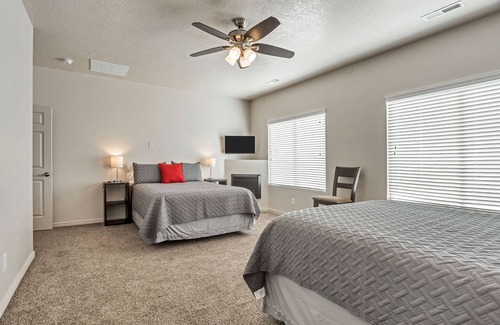 Lakeview House | Spacious & New Guesthouse in Orem - Provo