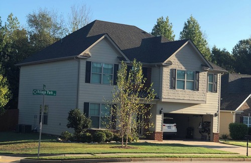 Newnan House | Spacious Newnan Retreat - Minutes from Hospital & Celebrations!