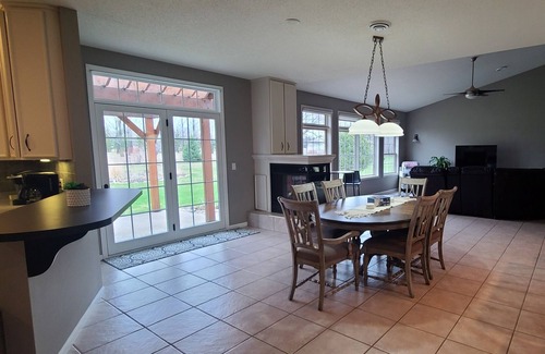 Starbuck House | Spacious one-level family friendly, tranquil backyard with boat access.