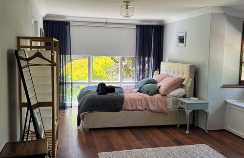 Parkerville Other | Spacious Perth Hills home with pool & nature views