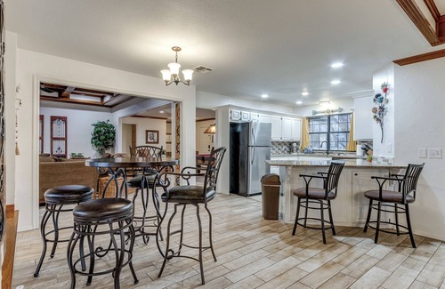 Edmond House | Spacious Poolside Retreat with Shade Trees - 4 Bedrooms 2 Bathrooms