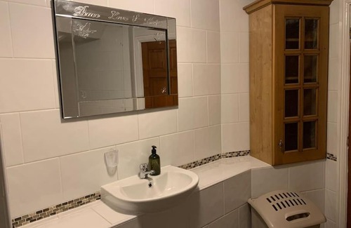 Rhayader Apartment | Spacious private apartment