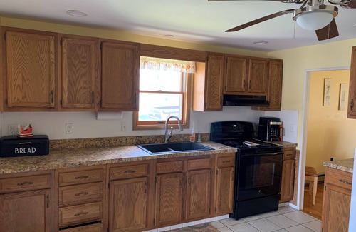 Sweet Valley House | Spacious Private Lake Front - near Ricketts Glen!