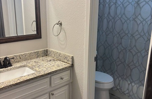 Fort Worth House | Spacious Private Rooms in Fort Worth Near Downtown + Health Centers