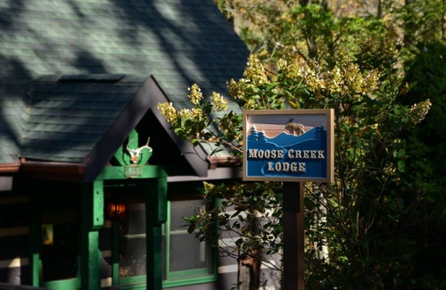 Seven Devils Cabin | 🍁Spacious Pvt 3-Level 2-Deck Cabin🍁2Grt Rm/2K/1Q/2Bunk🍁Updated🍁Mins to Boone