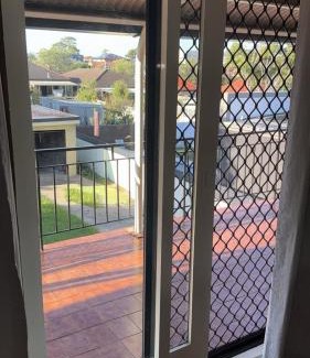 Greenacre House | Spacious Queen Room with Private Balcony - GA4