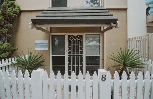 Warrnambool Apartment | Spacious refurbished apartment close to beach