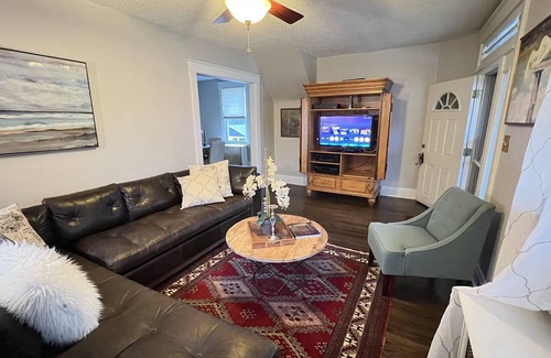 Baltimore Apartment | Spacious renovated 1bed apartment
