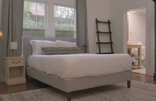Freetown - Port Rico House | Spacious Retreat for Large Groups