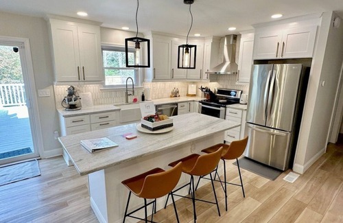 Geyser Crest House | Spacious Saratoga 5BR Hot Tub Retreat
