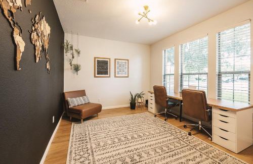 Georgetown House | Spacious & Serene Retreat in Georgetown