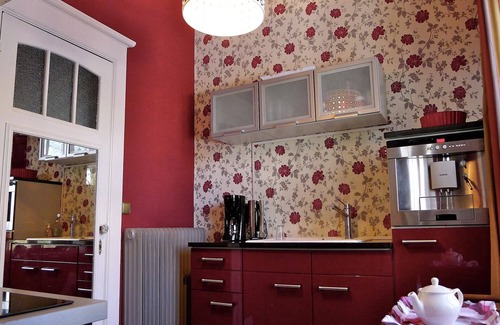 Spa Villa | Spacious Spa Villa with Garden