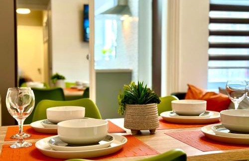 Nottingham House | Spacious Stay for 8 Work Trips or Breaks Parking
