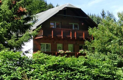 Masserberg Apartment | Spacious Stay Near Trails, cleaning included