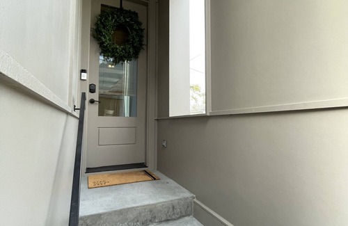 Faubourg Livaudais Apartment | Spacious Studio 3 Blocks Off St. Charles Avenue
