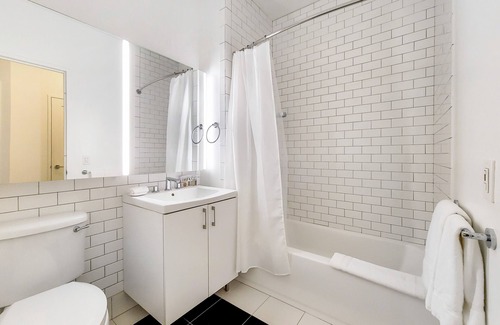 Financial District Apartment | Spacious Studio In Downtown NYC